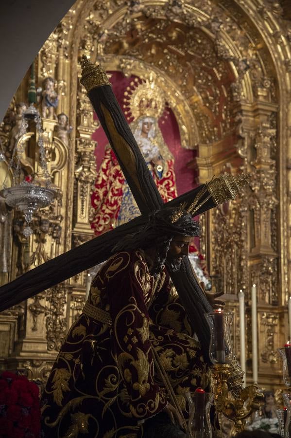 Galería del vía crucis del Cristo de las Tres Caídas de Triana