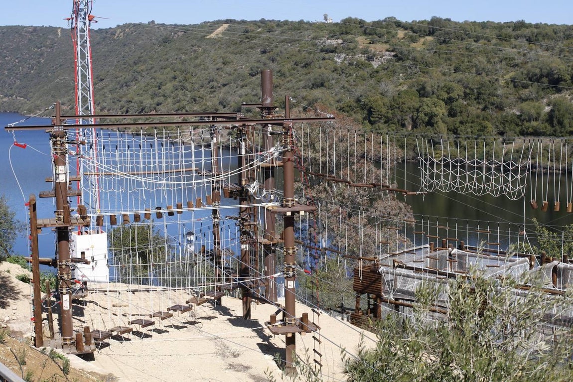 El nuevo parque multiaventura de Hornachuelos, en imágenes