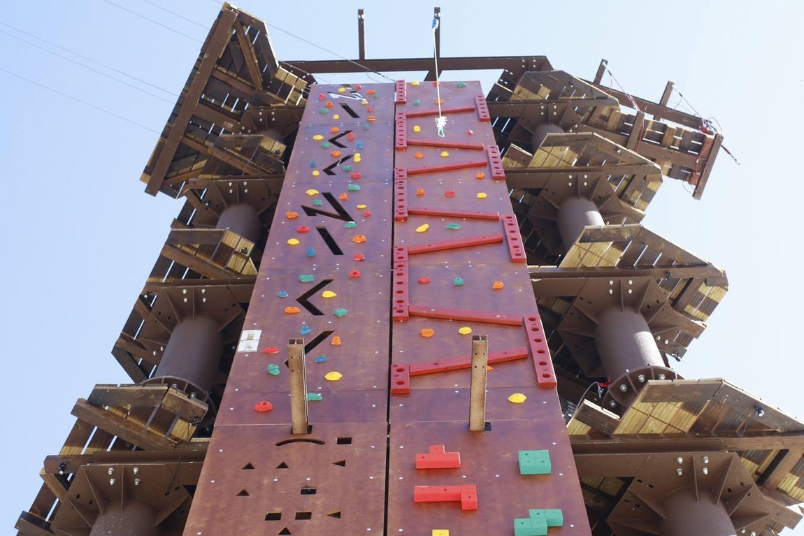 El nuevo parque multiaventura de Hornachuelos, en imágenes