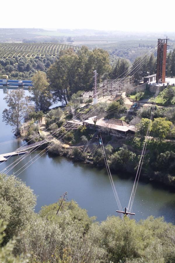 El nuevo parque multiaventura de Hornachuelos, en imágenes
