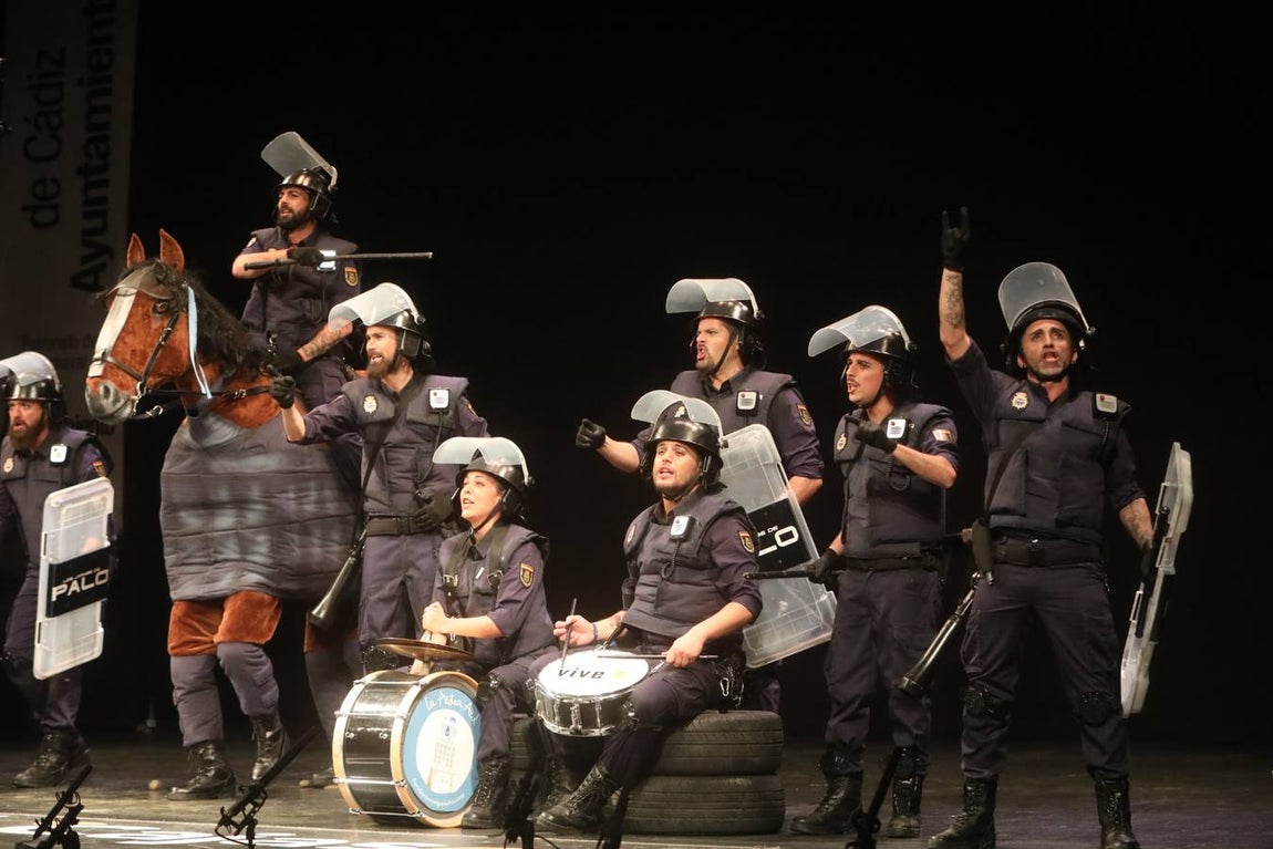 FOTOS: chirigota Los jarabe de palo