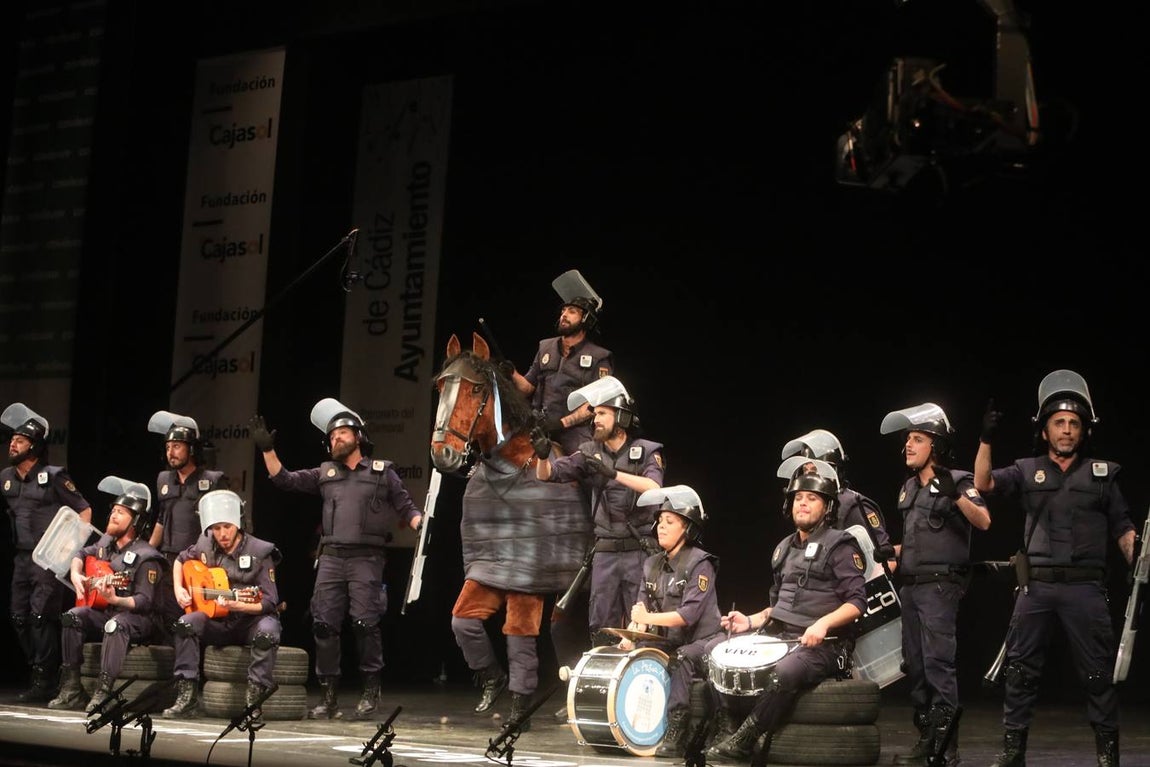 FOTOS: chirigota Los jarabe de palo