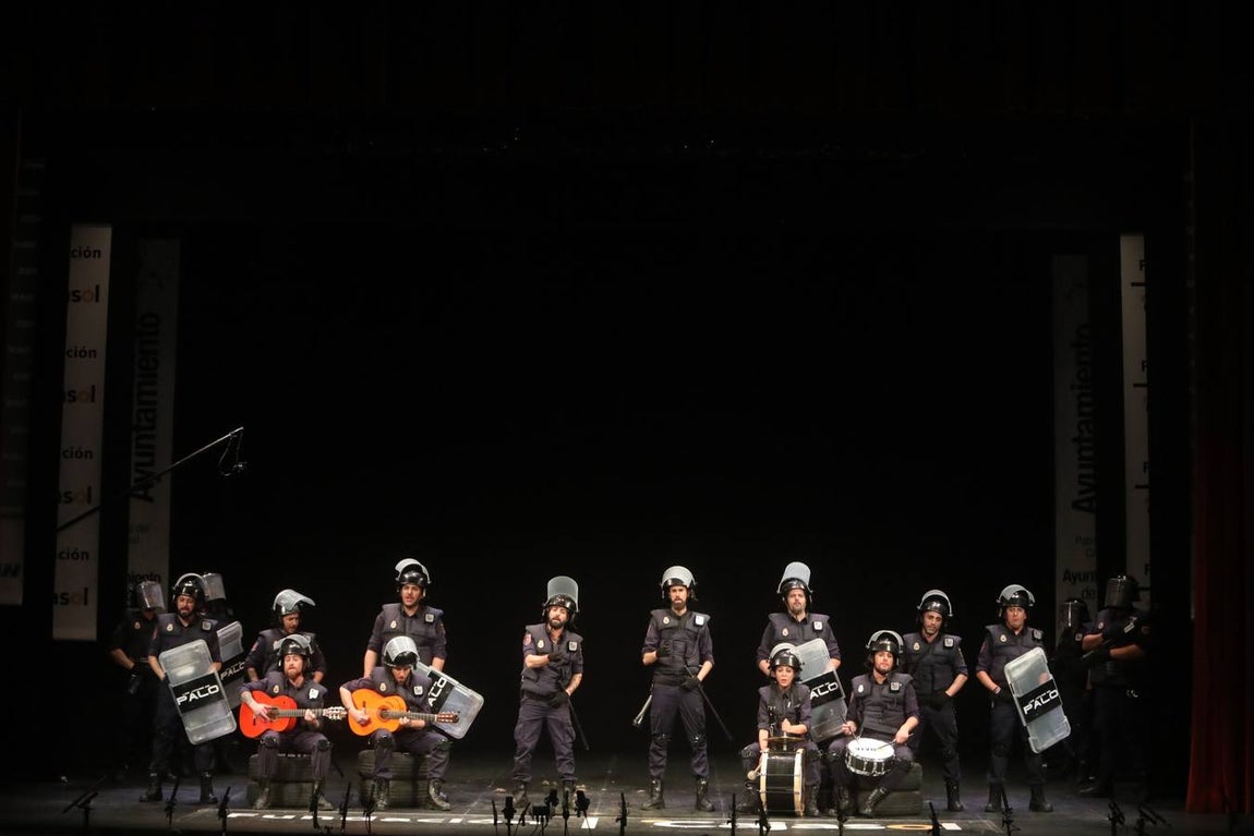 FOTOS: chirigota Los jarabe de palo