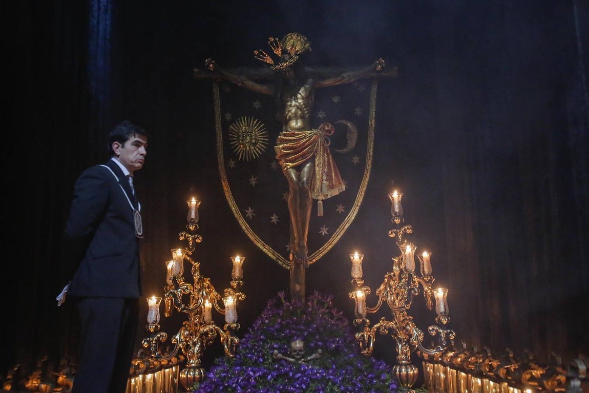 En imágenes, el primer viernes de marzo como antesala de la Cuaresma en Córdoba