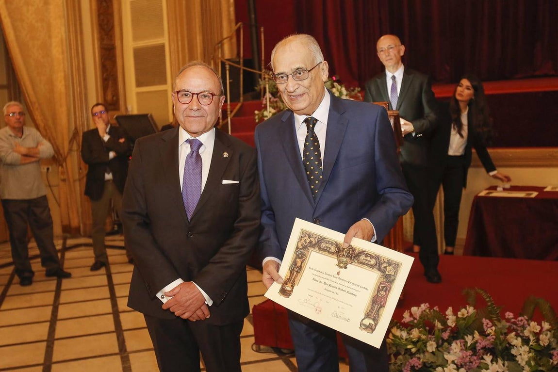 La entrega de las Insignias de Oro del Círculo de la Amistad, en imágenes