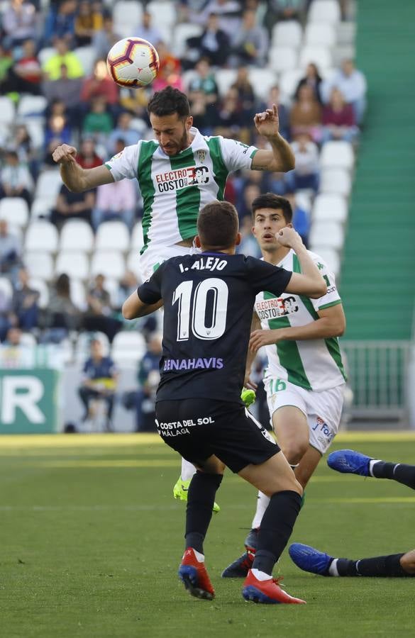 Las mejores jugadas del Córdoba-Málaga, en imágenes