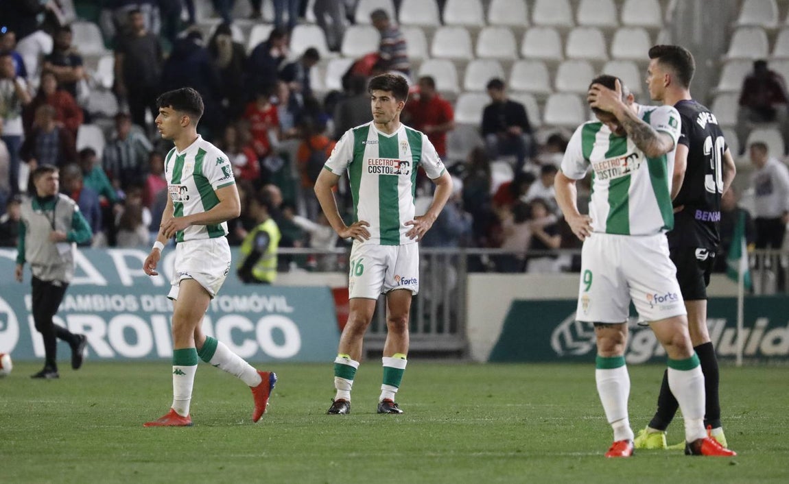 Las mejores jugadas del Córdoba-Málaga, en imágenes