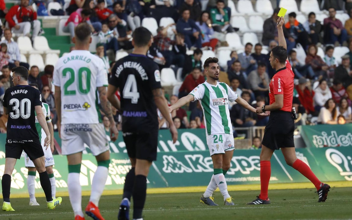 Las mejores jugadas del Córdoba-Málaga, en imágenes