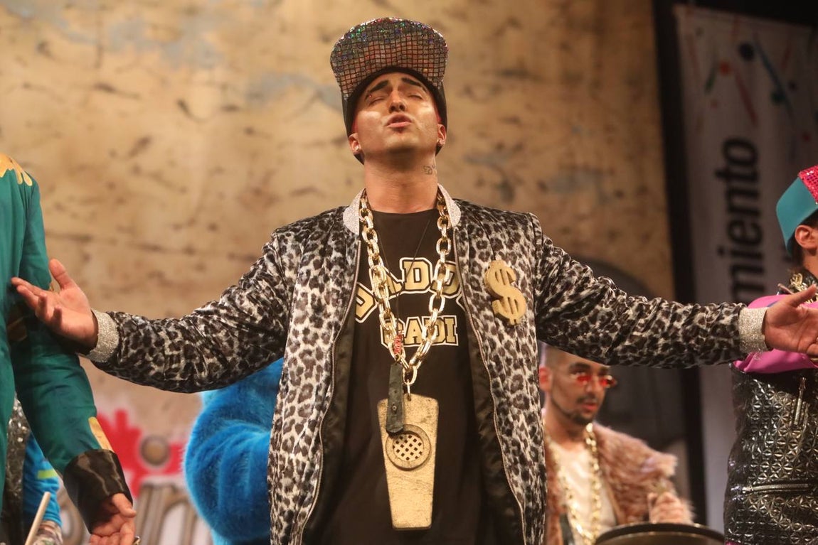 FOTOS: chirigota Daddy Cadi en el COAC 2019