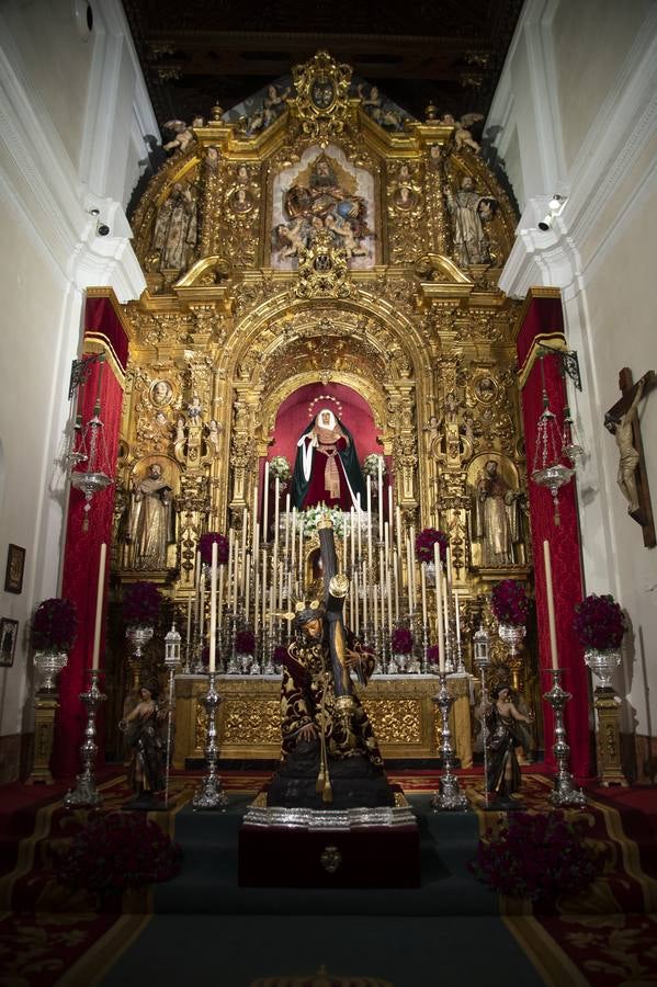 Galería del besamanos del Cristo de las Tres Caídas