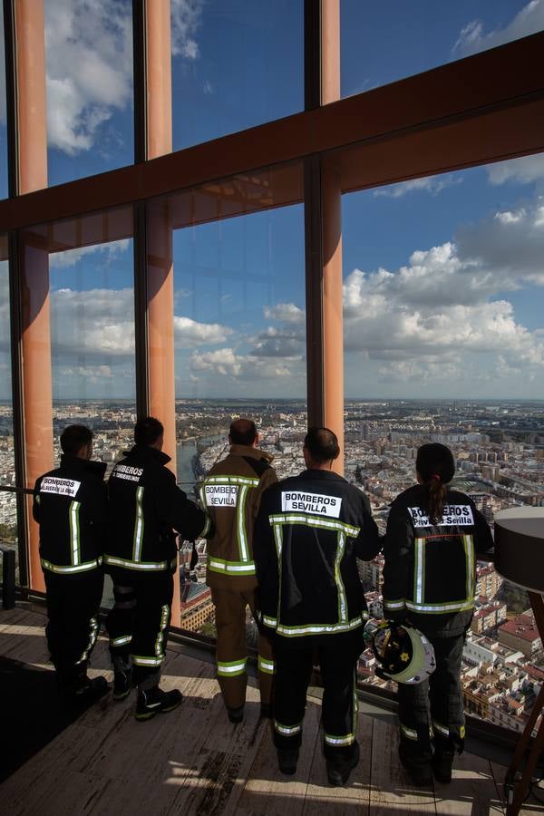 Cronoescalada a la Torre Sevilla, en imágenes