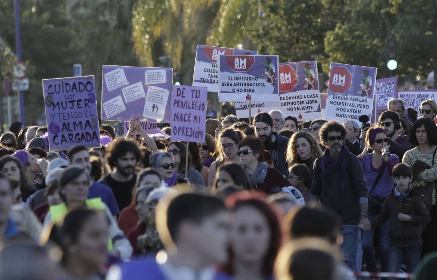 Fotogalería: Así fue la manifestación del 8M en Sevilla