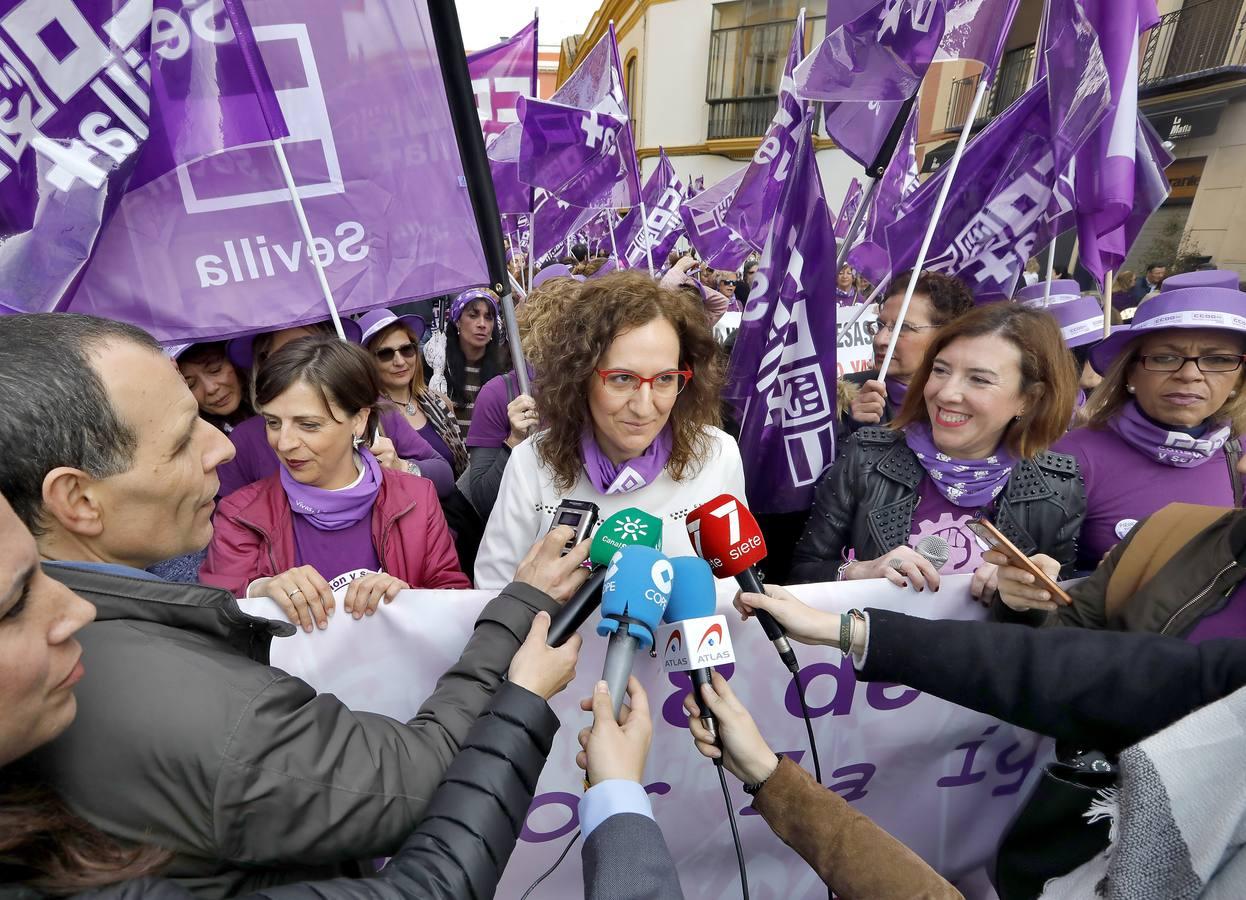 Fotogalería: Así ha sido la mañana del 8M en Sevilla