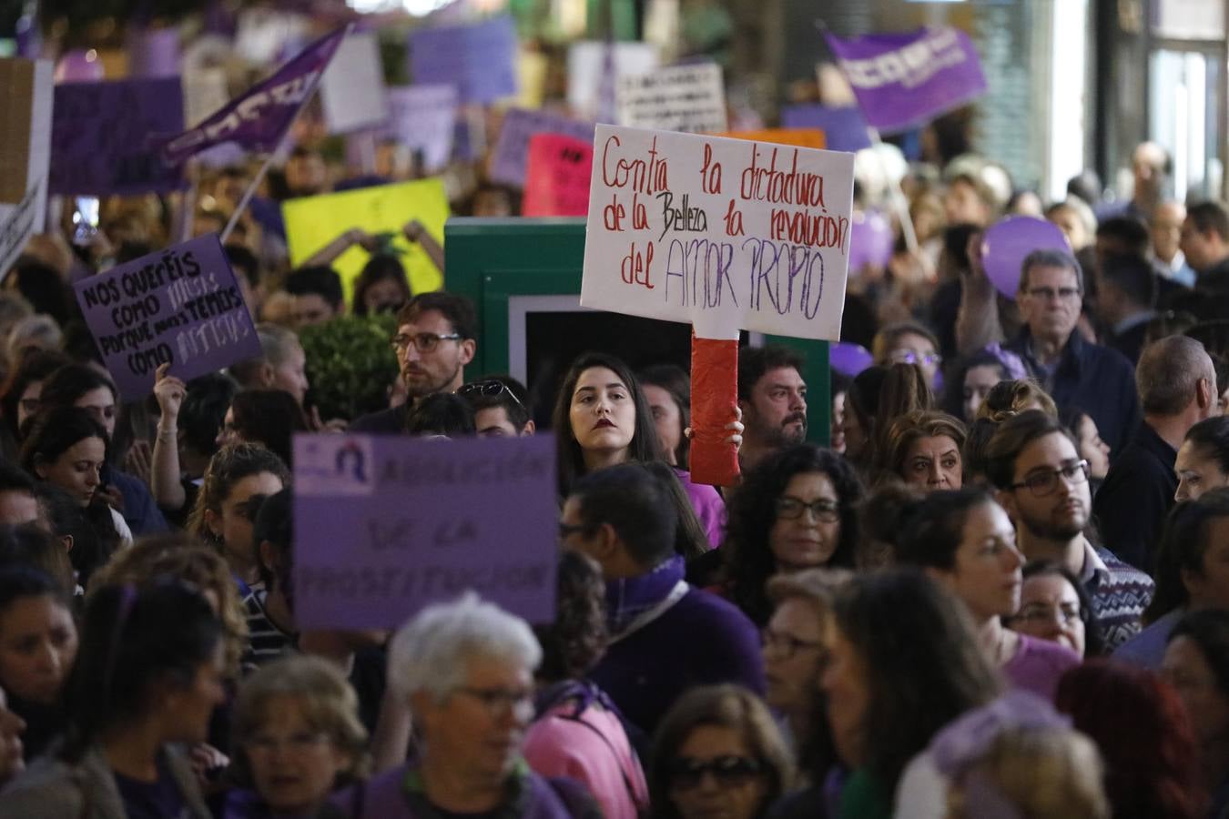 La manifestación del Día de la Mujer, en imágenes