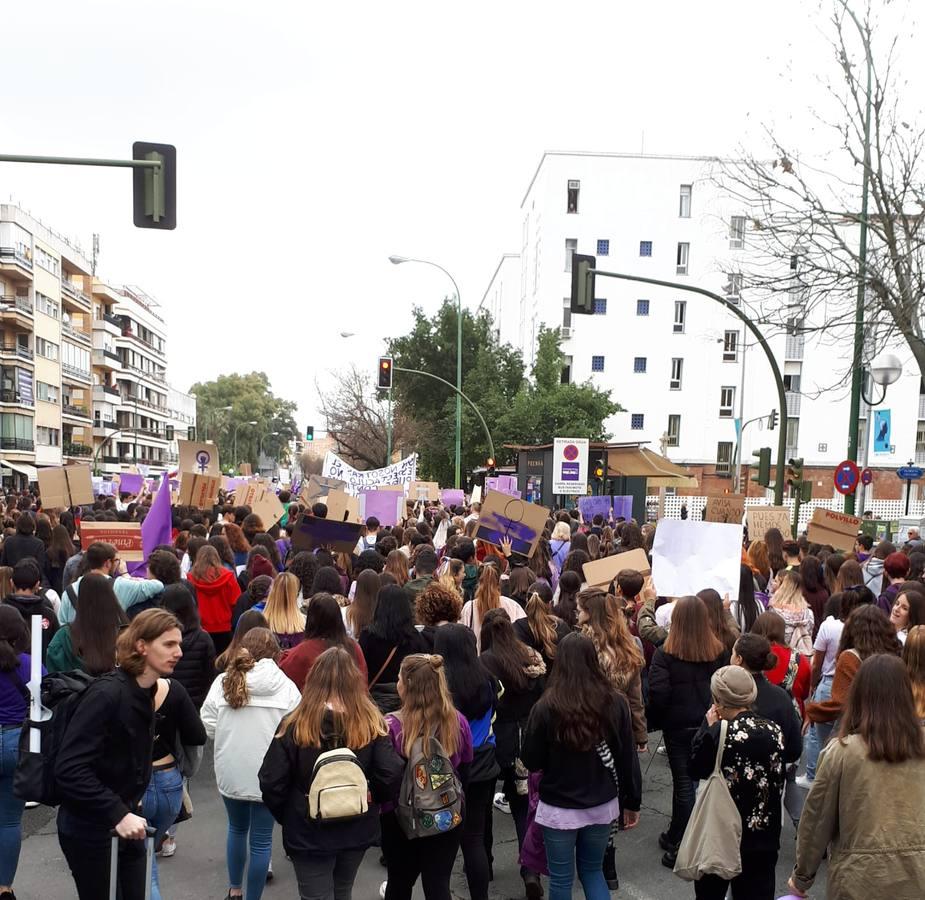 Fotogalería: Así ha sido la mañana del 8M en Sevilla