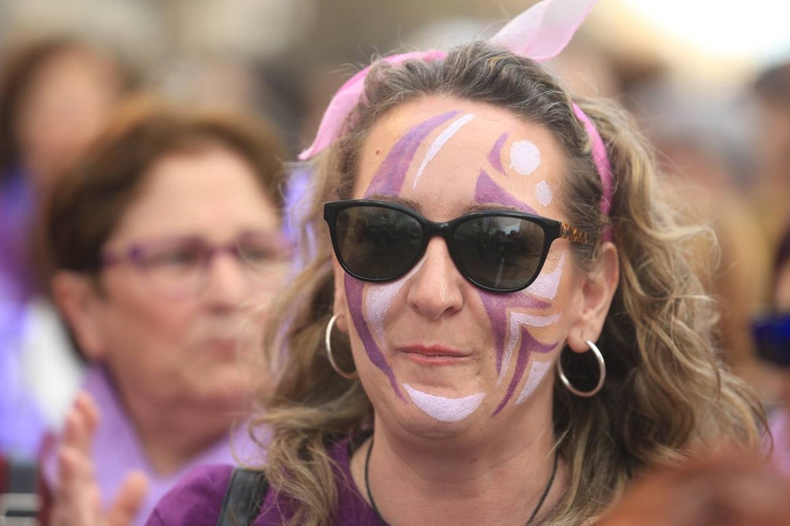 FOTOS: Las imágenes de la marcha del 8-M por Cádiz