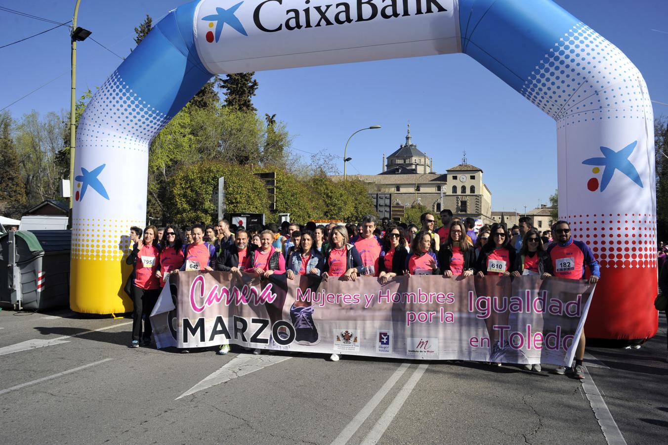 La sexta carrera solidaria «Mujeres y Hombres por la Igualdad» de Toledo, en imágenes