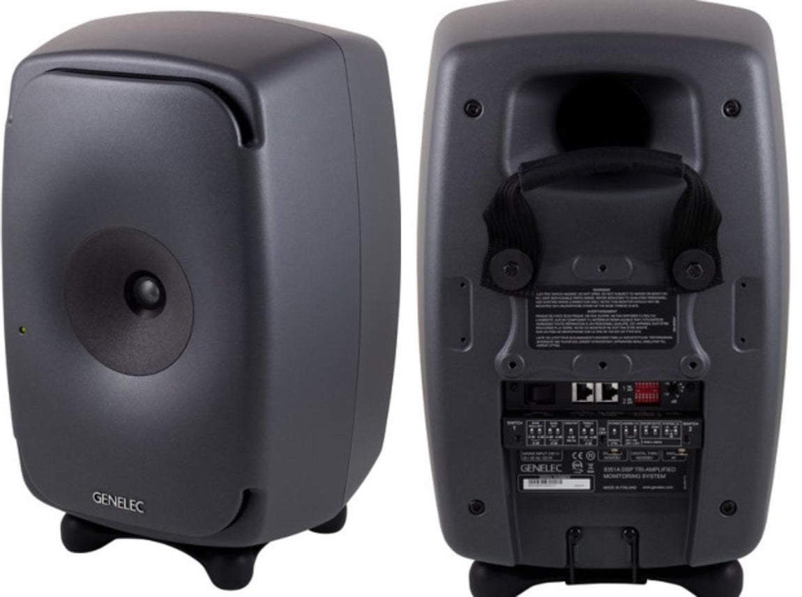 Altavoz. Para los amantes de la música, este altavoz Genelec 8351 APM de 19kg es perfecto si se quiere un aparto de lujo. Tiene la posibilidad de funcionamiento en vertical y horizontal, carcasa de aluminio y filtro DSP para corrección de sala y calibración acústica a través del software GLM. Está a la venta en Thomanny cuesta 2.799 euros.