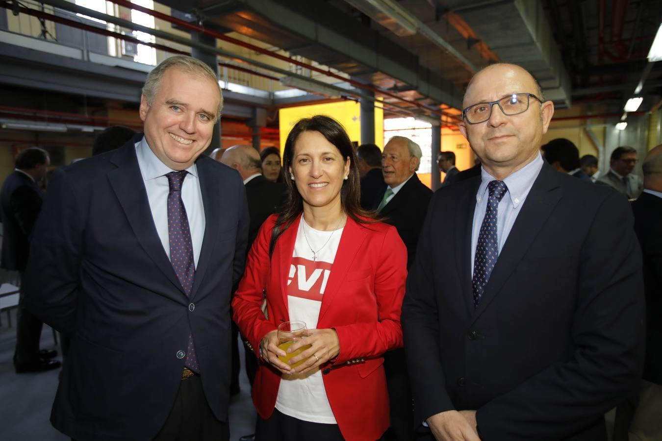 Eduardo Martín, María Isabel Solís y Manuel Gómez