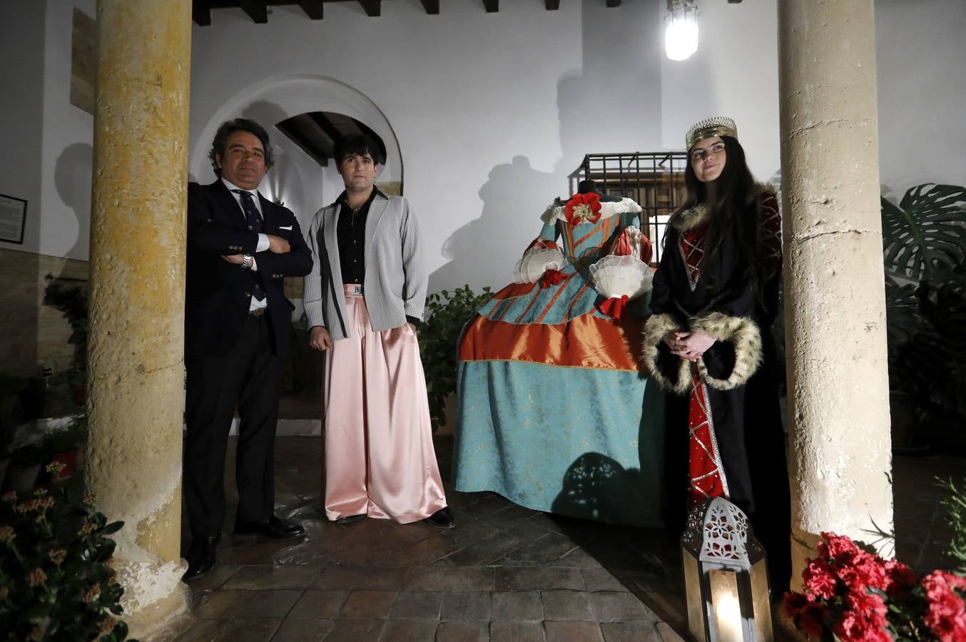 La exposición de trajes del Renacimiento en Córdoba, en imágenes