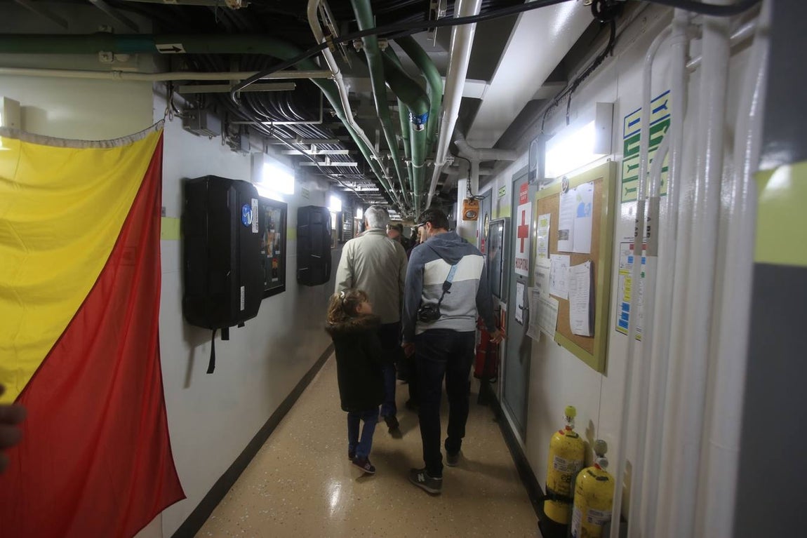 FOTOS: Homenaje de la Armada a la figura de Blas de Lezo en Cádiz