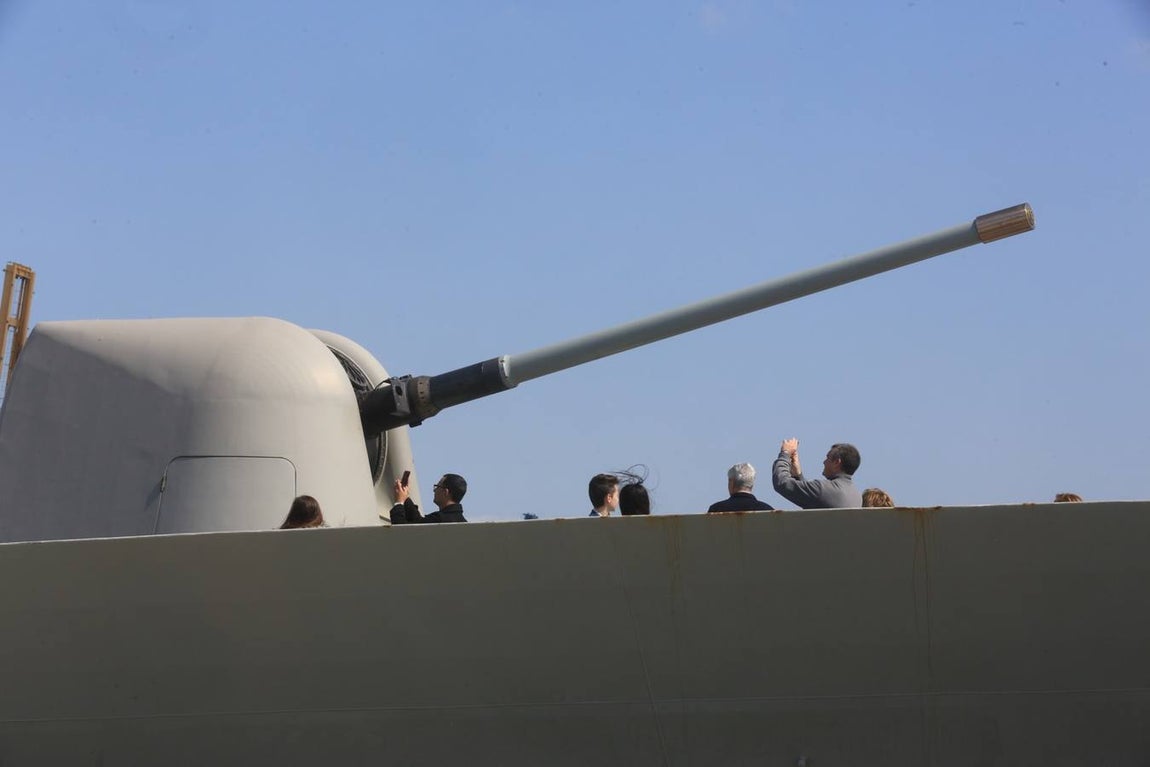 FOTOS: Homenaje de la Armada a la figura de Blas de Lezo en Cádiz