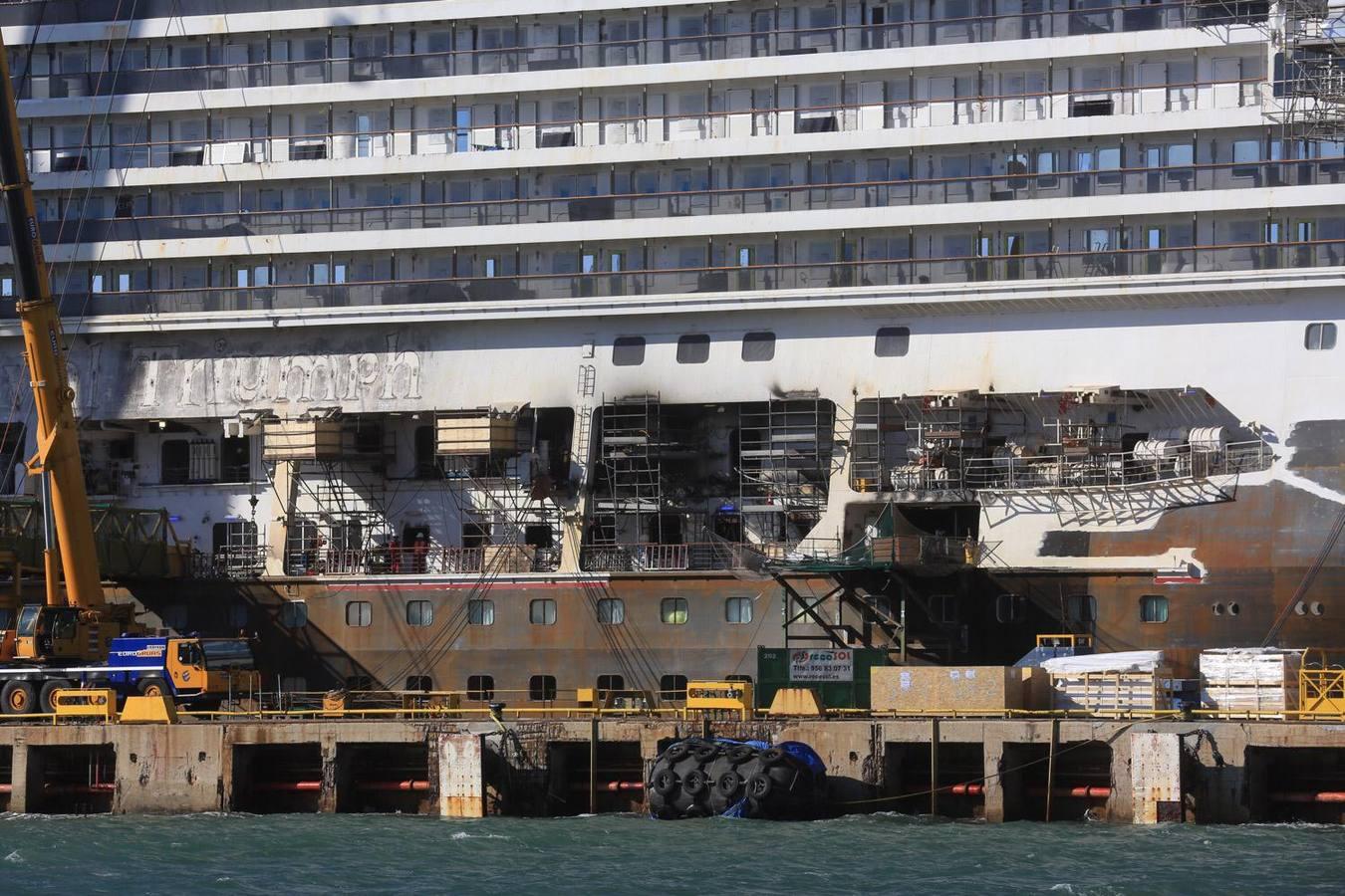 Fotos: Los daños del crucero &#039;Triumph&#039;, en imágenes