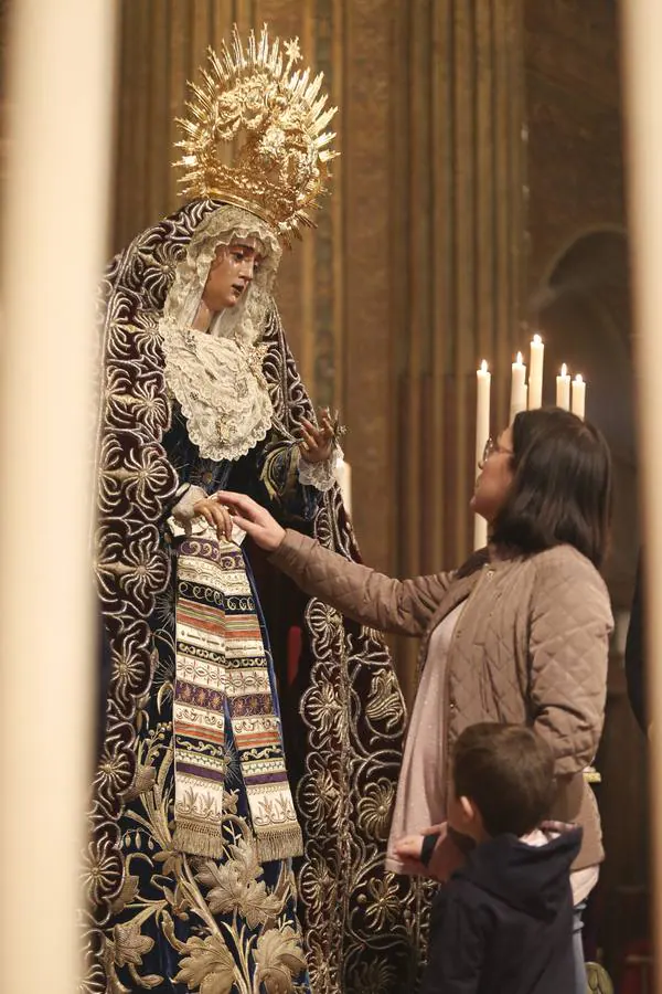 Solemne y devoto besamanos en honor a la Virgen del Valle