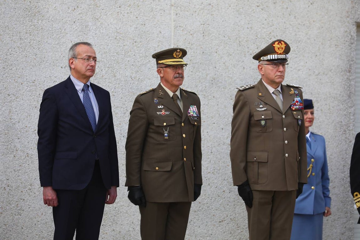 En imágenes: Traspaso de mando del Cuartel General de la operación &#039;Atalanta&#039;, de Northwood a Rota