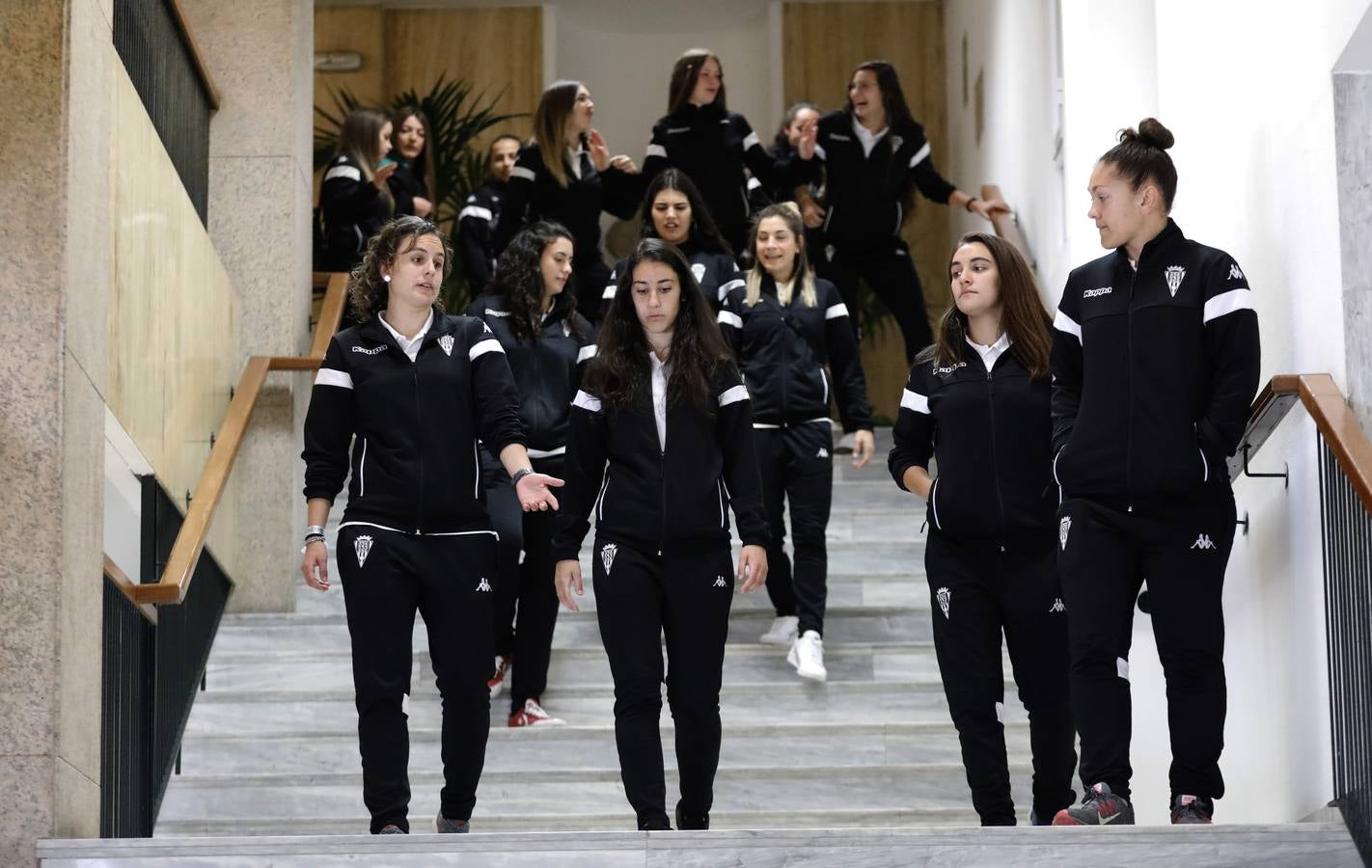 La recepción al Córdoba CF femenino, en imágenes