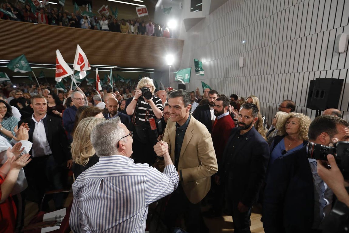 El mitin de Pedro Sánchez en Córdoba, en imágenes