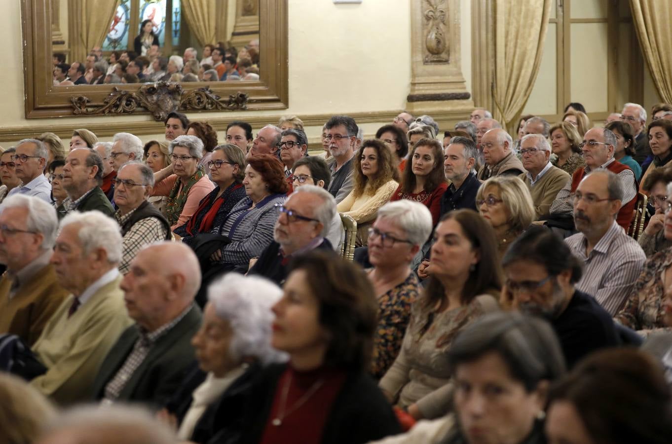 La conferencia de José Calvo Poyato en el foro «El Templo de Córdoba», en imágenes