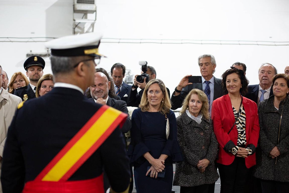 Jura de Bandera de personal civil a bordo del buque «Juan Carlos I» en Algeciras
