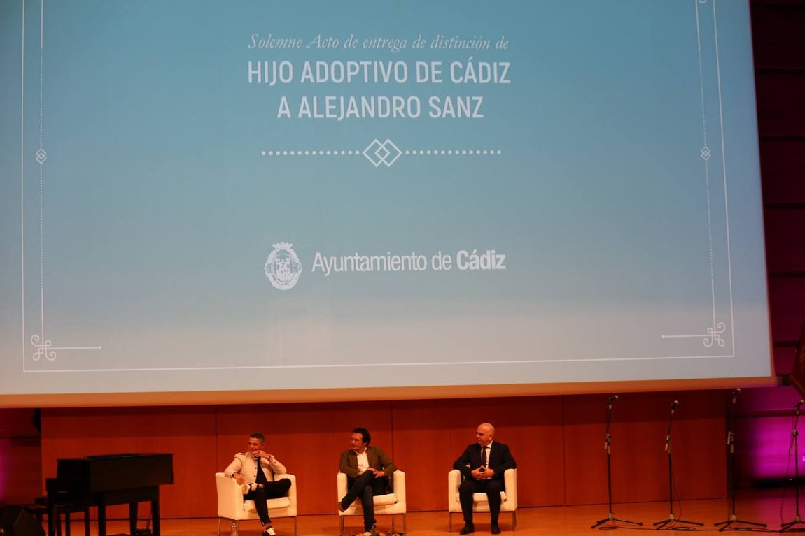 Alejandro Sanz ya es Hijo Adoptivo de Cádiz