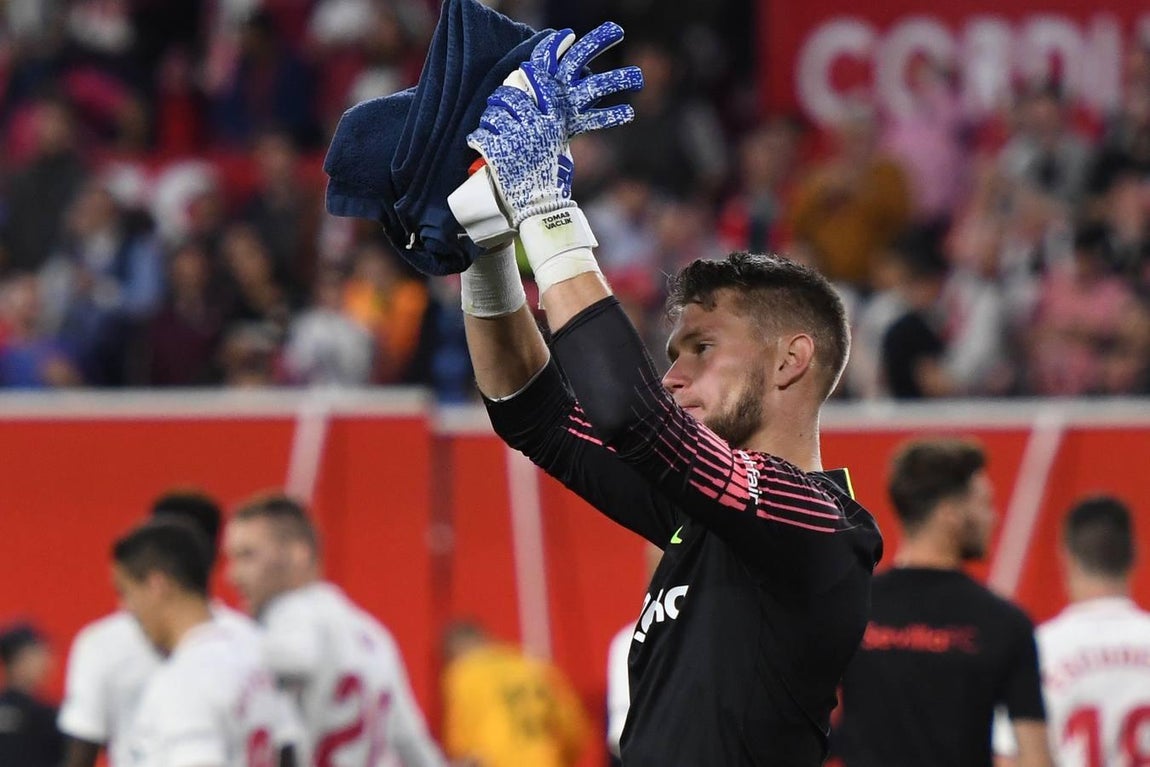 Crónica gráfica del derbi Sevilla-Betis en el Pizjuán