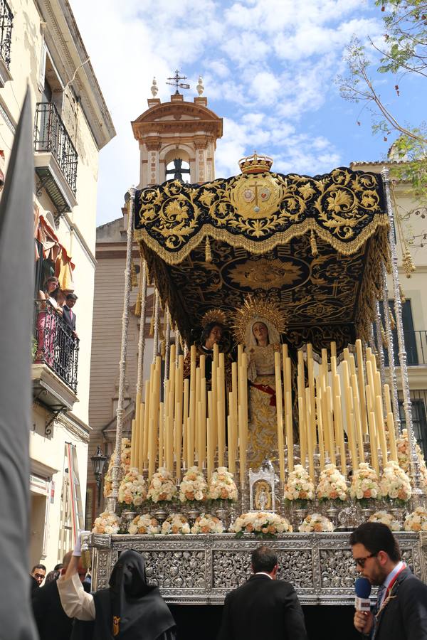 En imágenes, salida procesional de Jesús Despojado el Domingo de Ramos