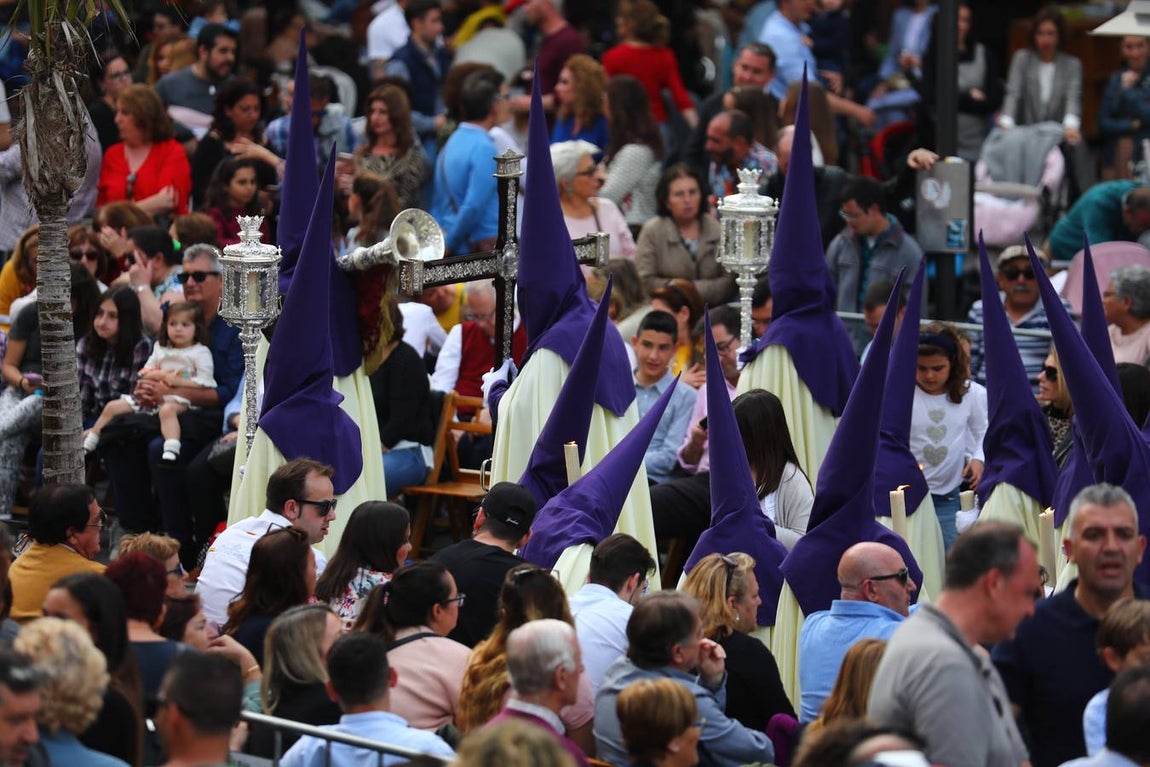 FOTOS: Humildad y Paciencia en la Semana Santa de Cádiz. Domingo de Ramos