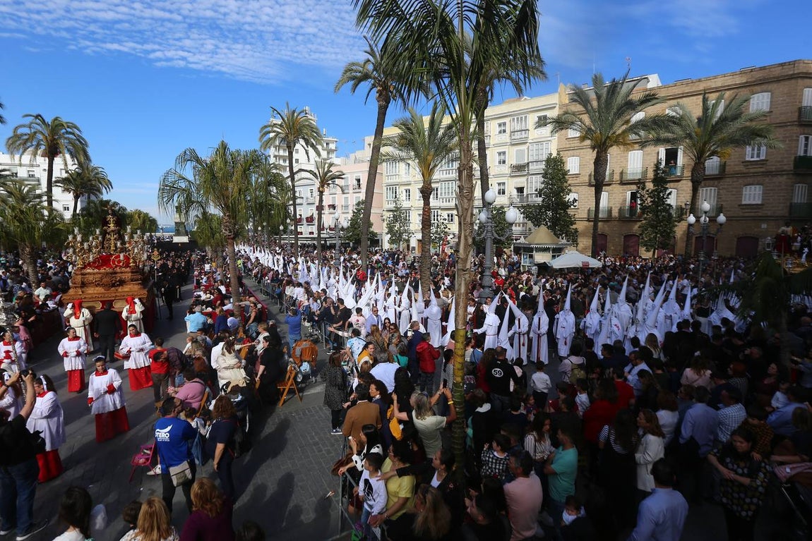 FOTOS: Las Penas en la Semana Santa de Cádiz 2019. Domingo de Ramos