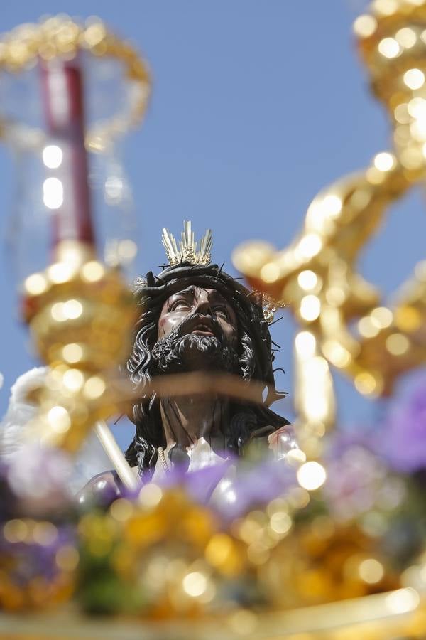 La procesión de la Hermanda de la Merced de Córdoba, en imágenes