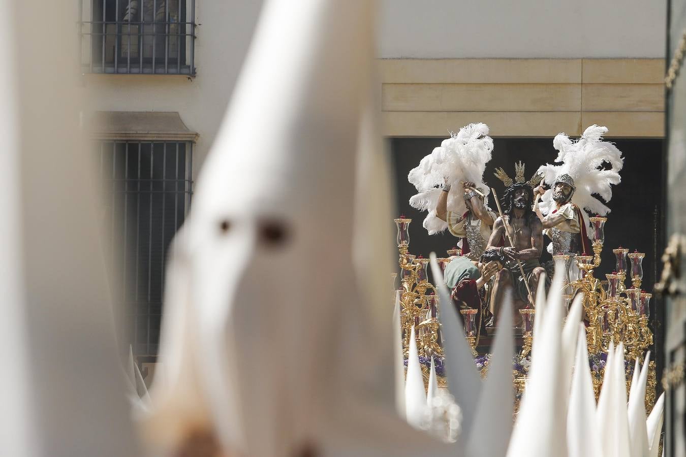 La procesión de la Hermanda de la Merced de Córdoba, en imágenes