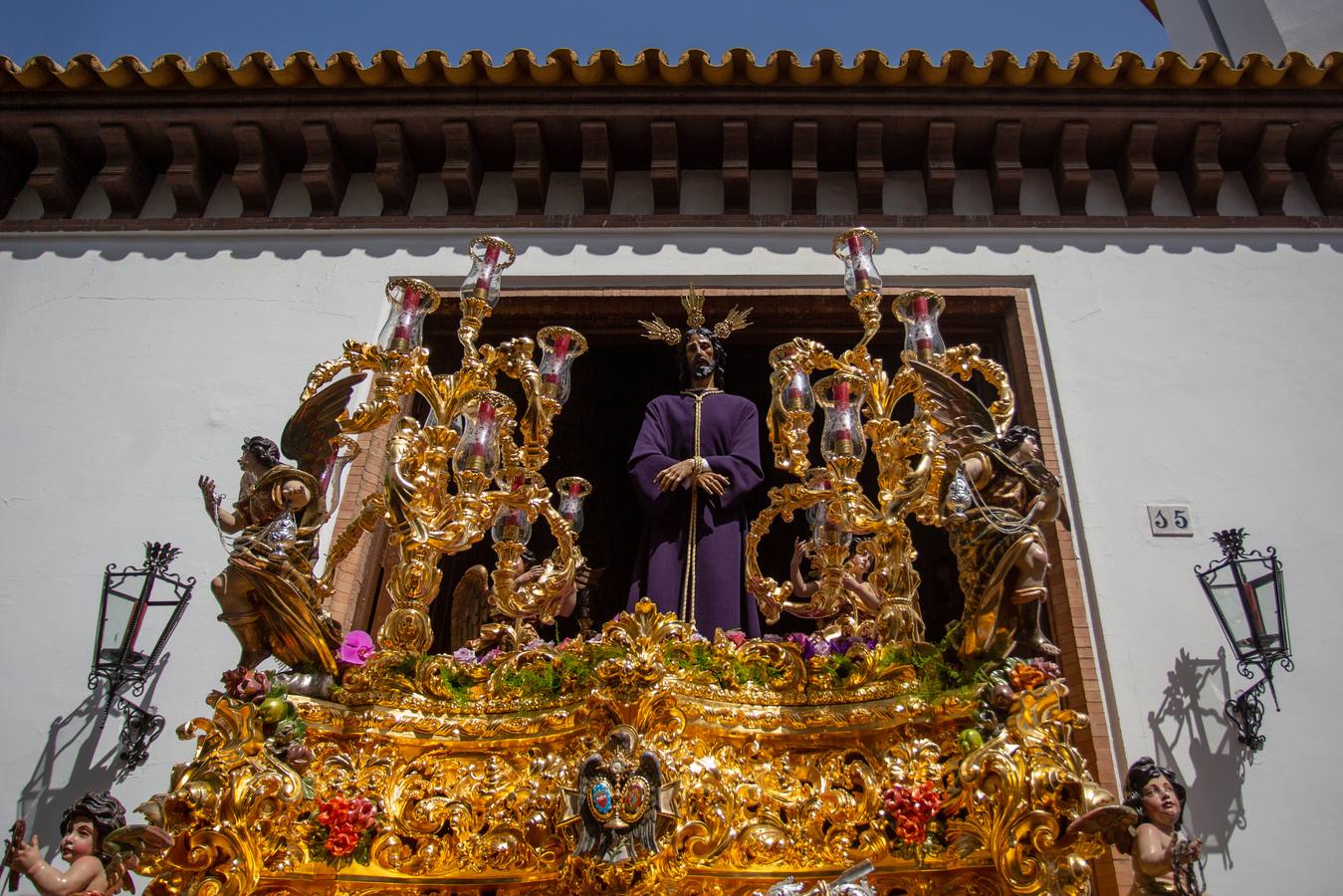 Estación de penitencia del Tiro de Línea el Lunes Santo