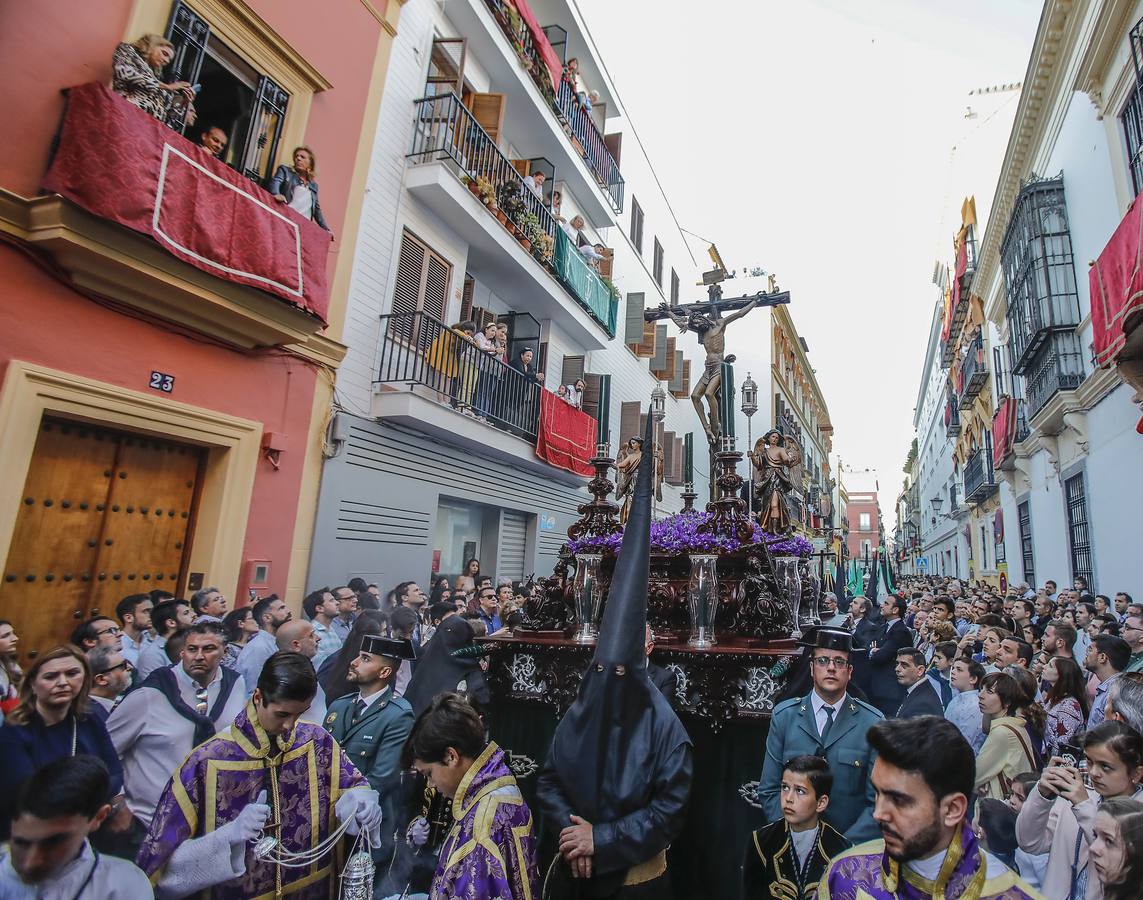 La solemne belleza de la Vera Cruz el Lunes Santo de Sevilla 2019