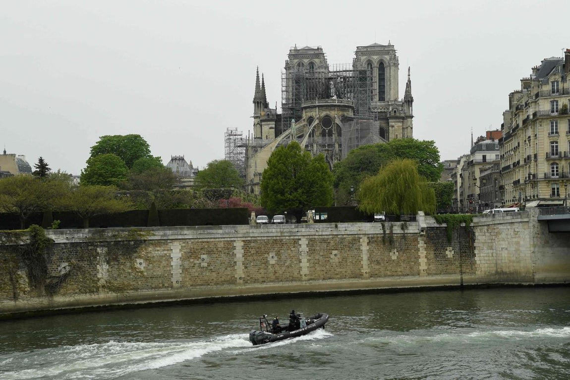 En imágenes: Así ha quedado la catedral de Notre Dame tras el incendio