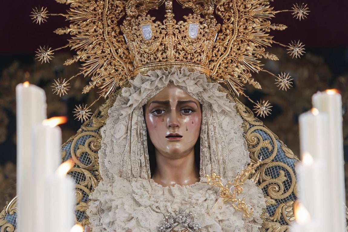 La procesión de la Santa Faz de Córdoba, en imágenes