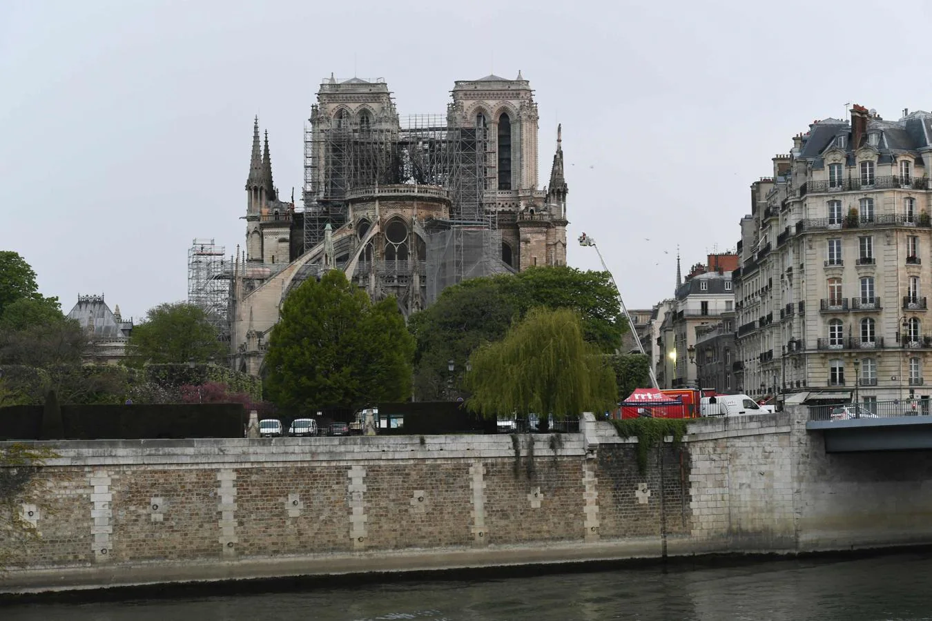 En imágenes: Así ha quedado la catedral de Notre Dame tras el incendio