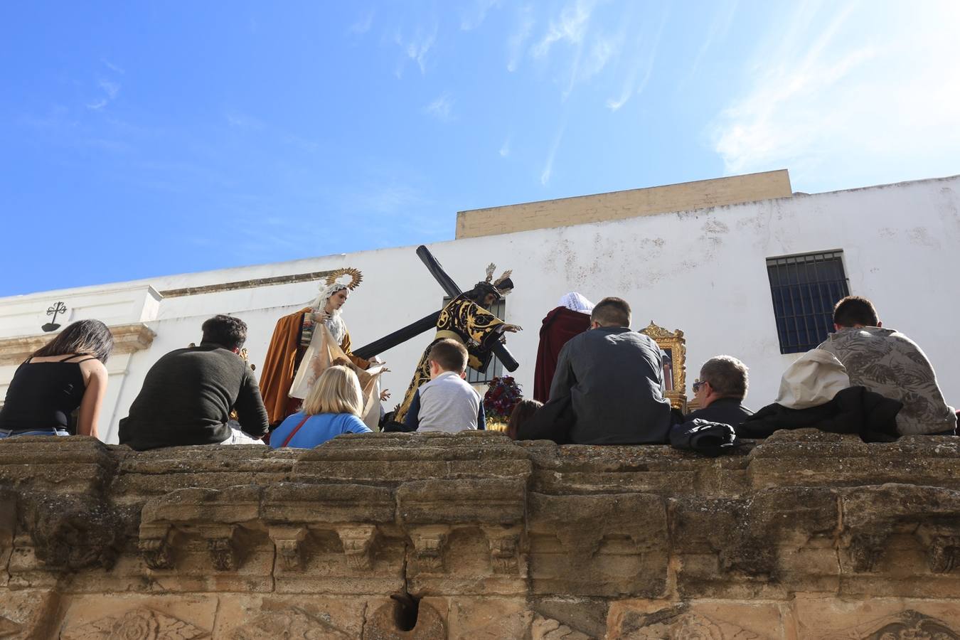 FOTOS: Sanidad brilla con su esplendor en el Martes Santo de Cádiz