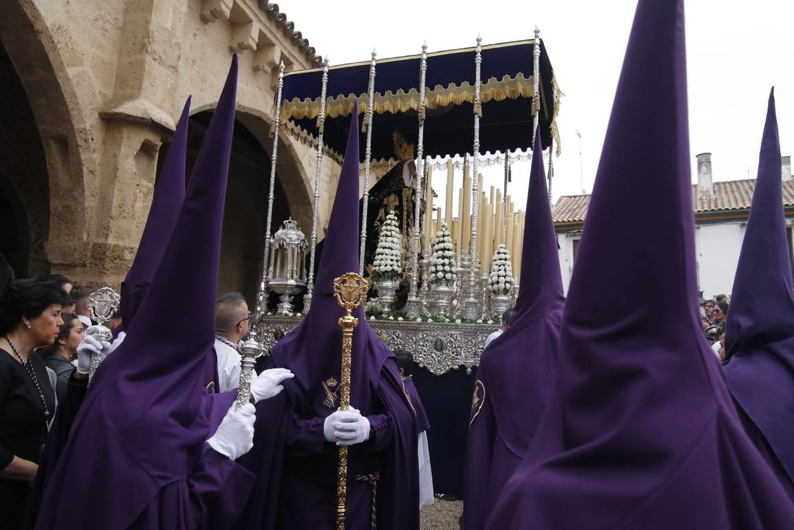 La procesión del Calvario de Córdoba, en imágenes