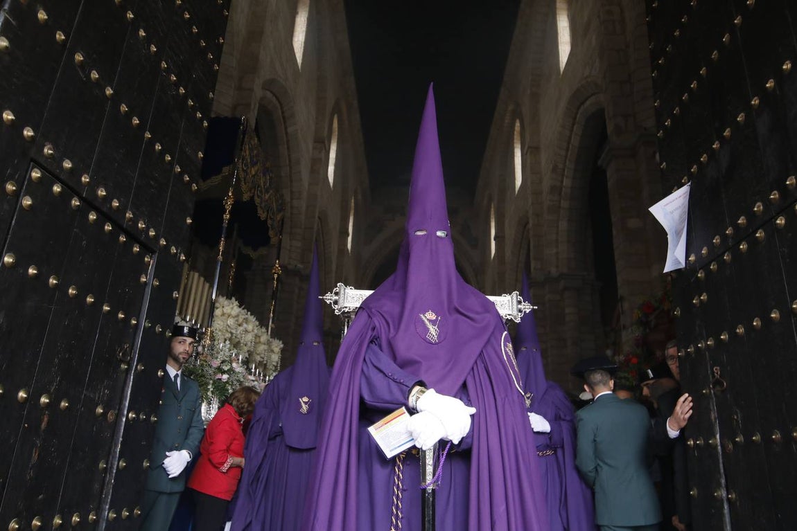 La procesión del Calvario de Córdoba, en imágenes