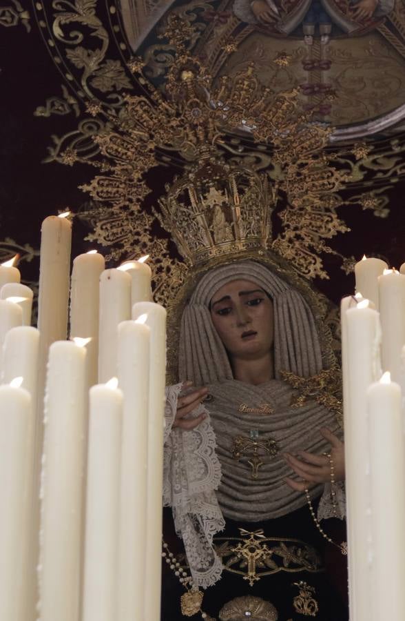 En imágenes, la estación de penitencia de La Lanzada