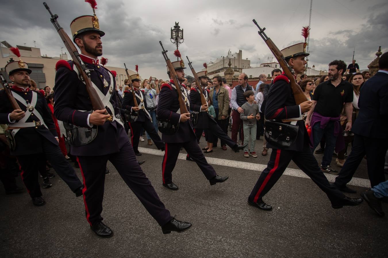 Impresionantes imágenes de la hermandad de San Bernardo